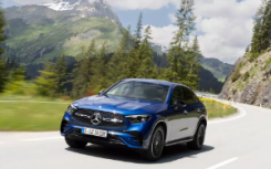 梅赛德斯-奔驰 GLC GLE 荣获 IIHS 最高安全奖