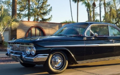 迈克尔·乔丹正品 1961 年 Impala SS 409 发售