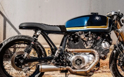 定制雅马哈 XV1100 Cafe Racer 在各个方面改进了 Virago Formula