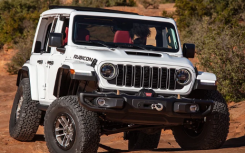两门 Jeep 牧马人现配备 35 英寸轮胎