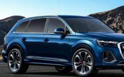 2025 年奥迪 Q7 和 SQ7 小改款首次亮相下一代车头灯技术