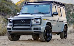 关于梅赛德斯-奔驰 G 550 专业版的 3 个想法