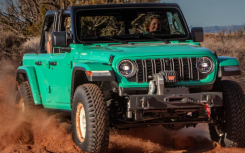2024 Jeep Wrangler 4xe Dispatcher 概念：复古风格越野混合动力车