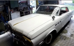 1963 款别克 LeSabre 外观华丽 但内饰却大错特错