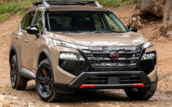 2025 款日产 Rogue Rock Creek 版让这款小型 SUV 更加坚固